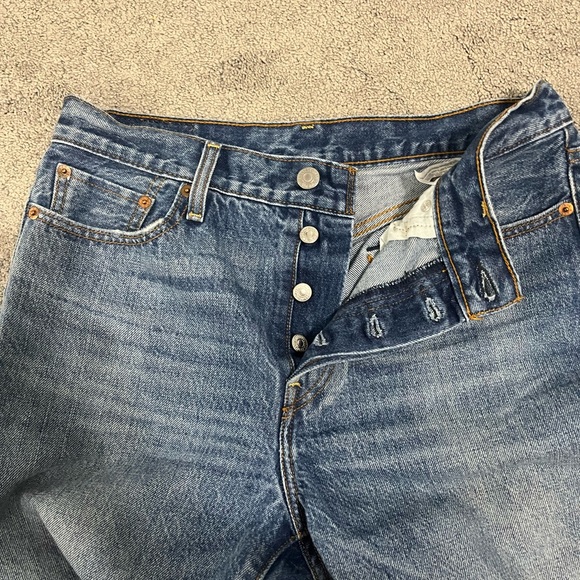 Levi’s high rise cropped vintage straight leg denim jeans - Picture 4 of 5